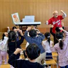 10月30日(木)落合幼稚園、10月31日(金)口田公民館「スマイル子育て講座」