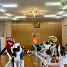 5月5日は「こどもの日」。さあ、みんなでLet’s dance!「安佐動物公園の歌」